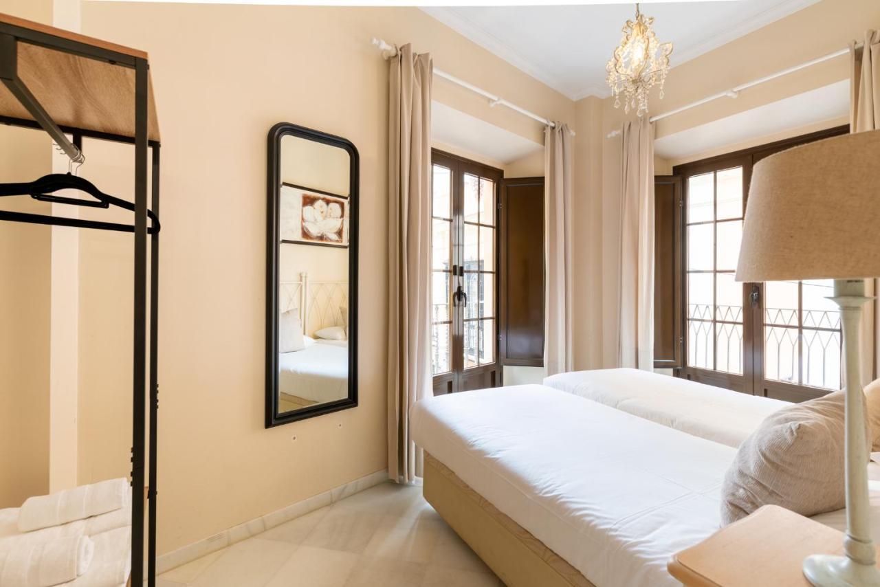 Precioso Y Moderno Apartamento En Centro De Sevilla Bagian luar foto